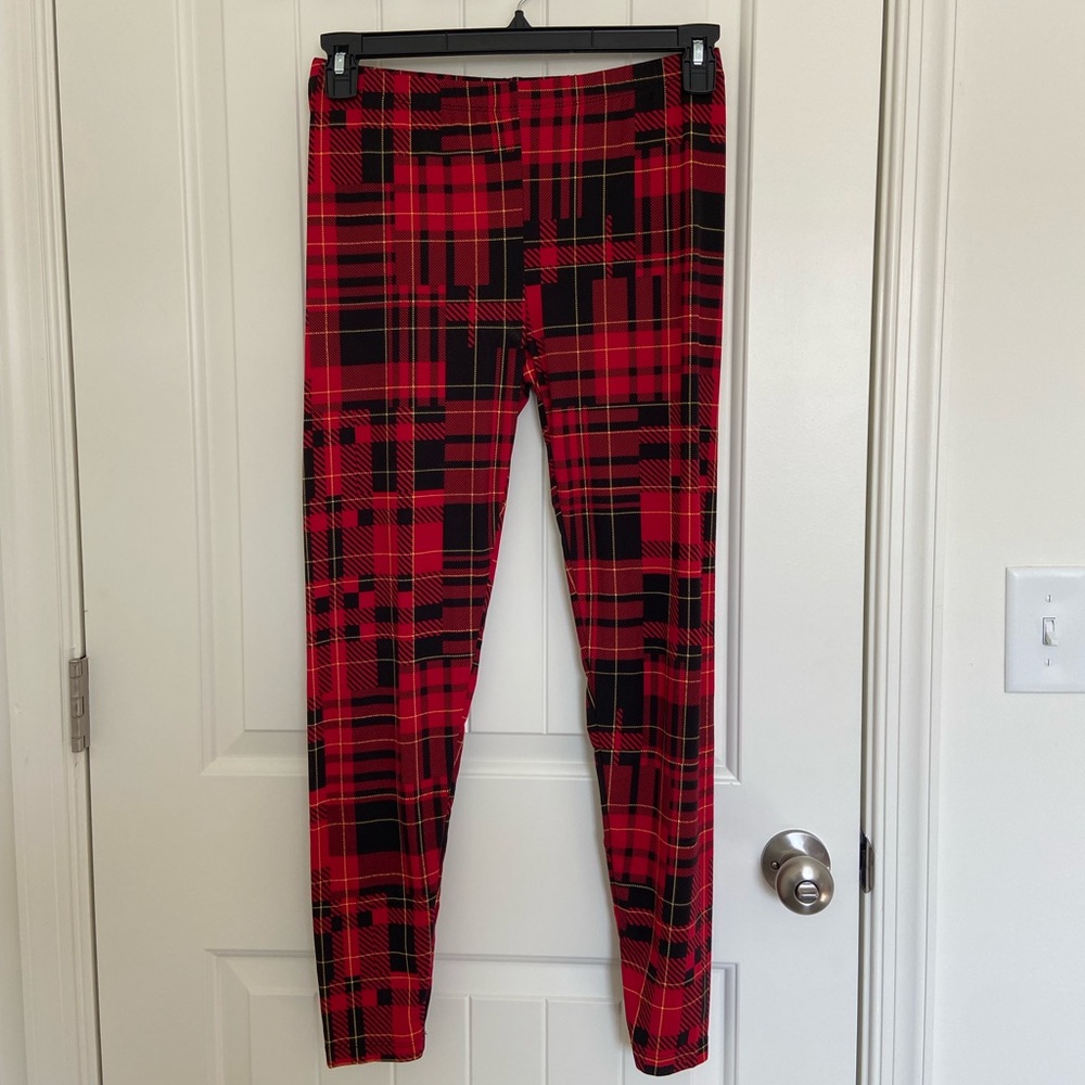 Eye Candy women’s black red yellow plaid polyester blend leggings large
